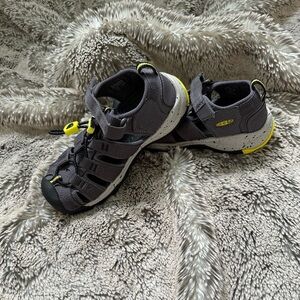 Keen child’s sandal